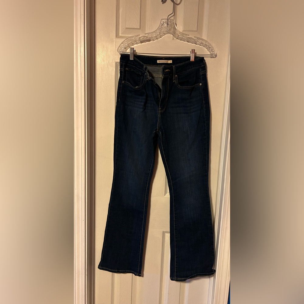 Levi’s 725 High Rise Bootcut 31x30